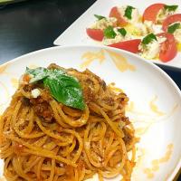中川シェフのボロニェーゼのパスタ🍝とカプレーゼ♪中川シェフ直伝のレシピ公開させていただきました🌟