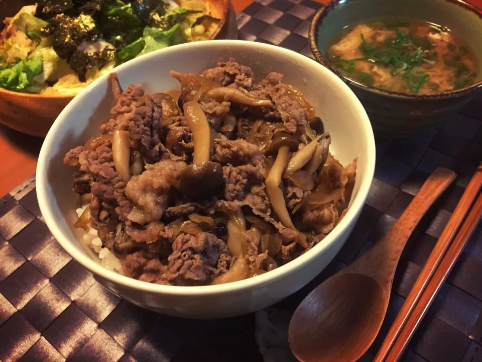 きのこ牛丼|ゆっきーさん