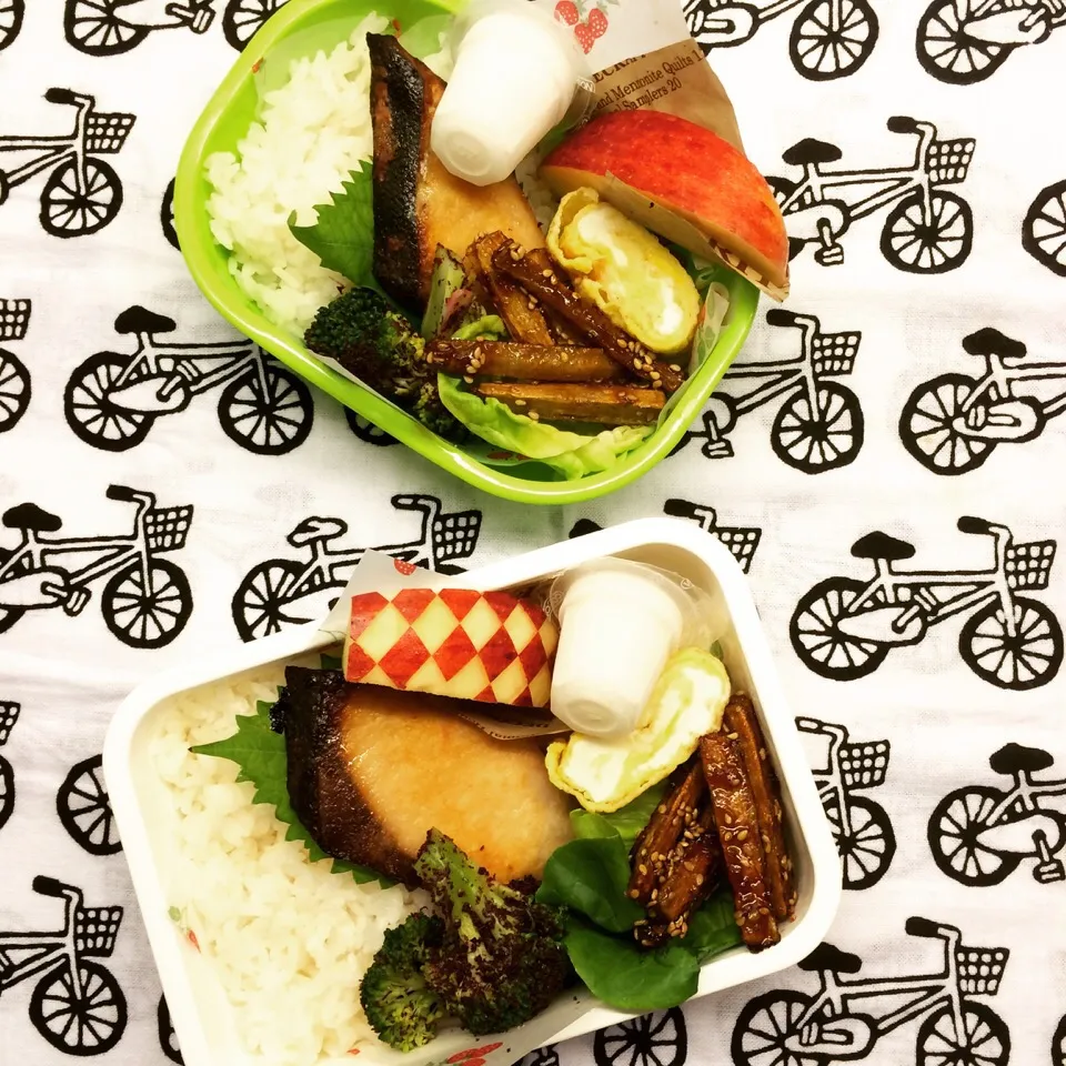 Snapdishの料理写真:Kyoto style grilled yellowtail. 
鰤の西京焼弁当|Yuka Nakataさん