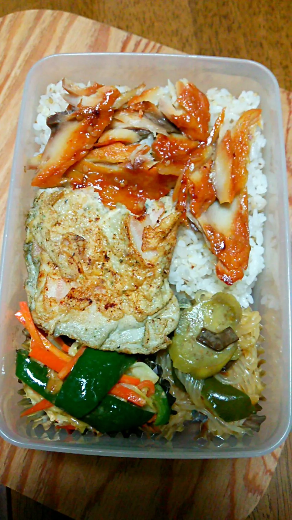 サバみりん弁当 #サバみりん #ベーコン卵焼き #野菜マヨキム炒め #マーボ春雨、ナス、豆腐|mayさん