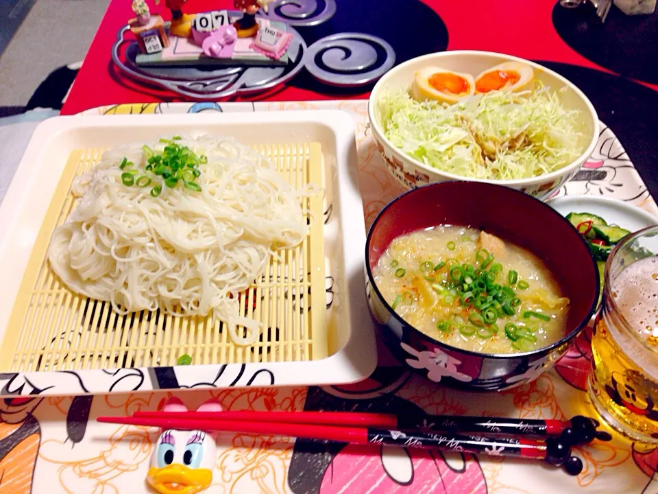 Snapdishの料理写真:きゃべつさらだにたまごのせ
そーめん
みそしる
きゅうりのこぶつけ|ミッキーまうすさん