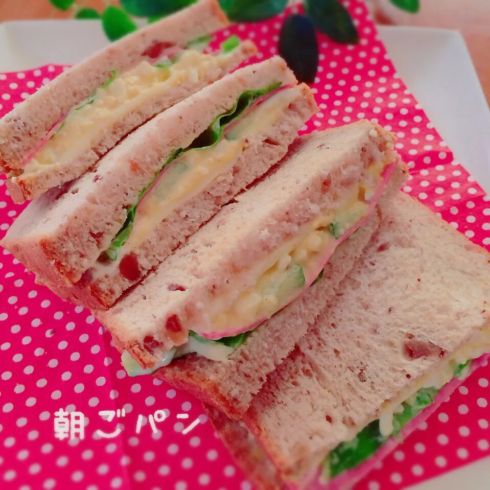 朝ごパン♡薄力粉くるみ食パンdeホットサンド(*^^*)|ばろんさん