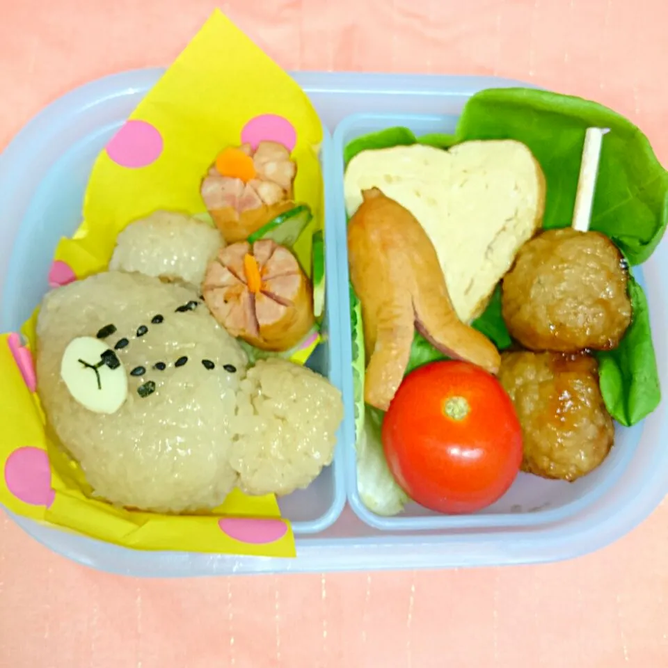 Snapdishの料理写真:#くまのジャッキーお弁当 #幼稚園お弁当 #年少さんお弁当 #お弁当  #おにぎり #タコさんウインナー|かおりさん