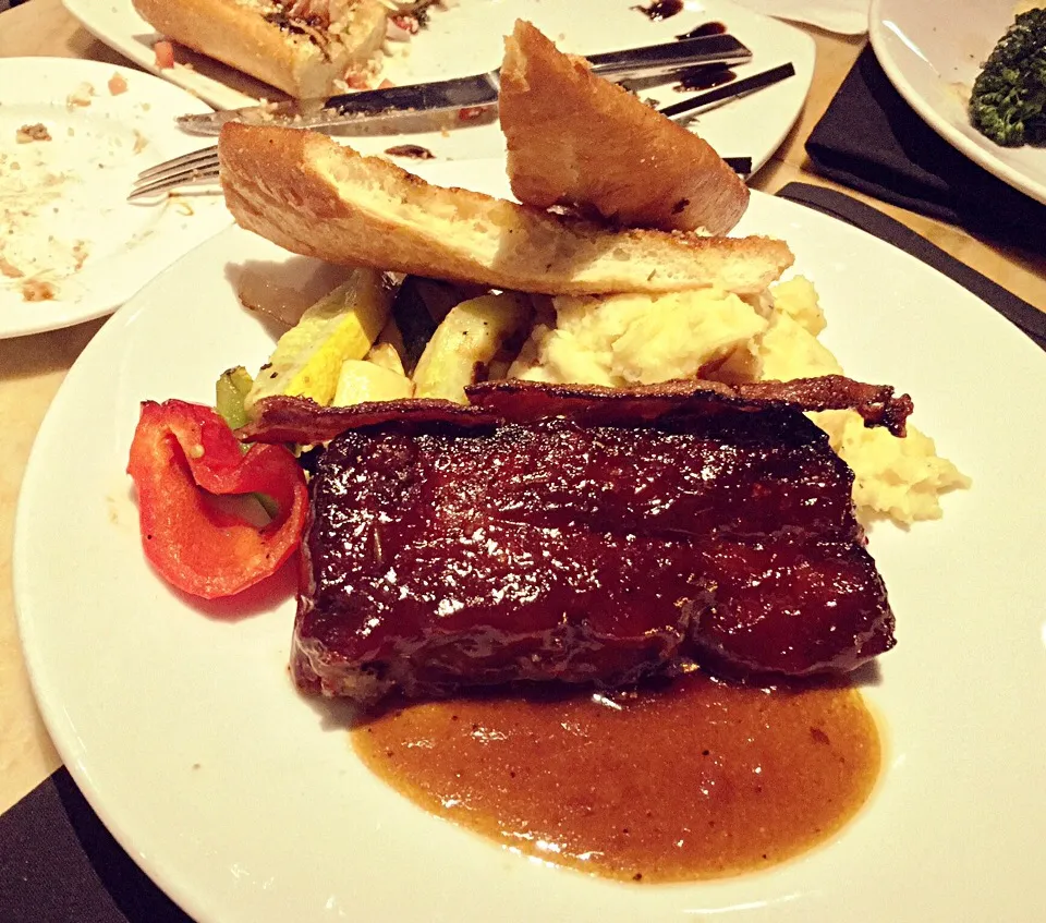 Snapdishの料理写真:Meatloaf|Michelle Okanoさん