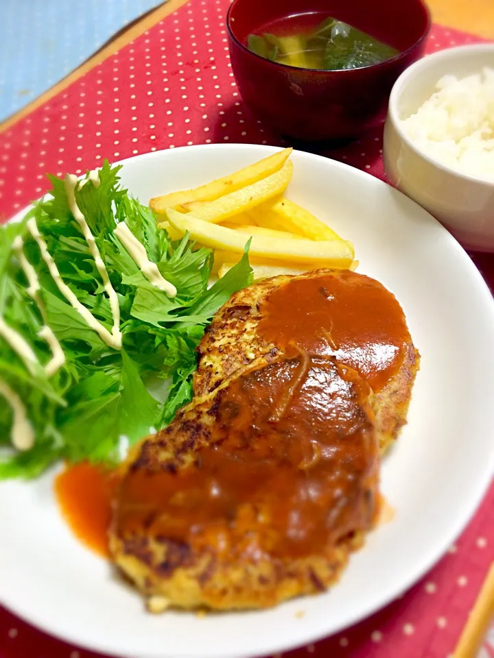 サバ缶と豆腐で作ったハンバーグ|ゆきさん