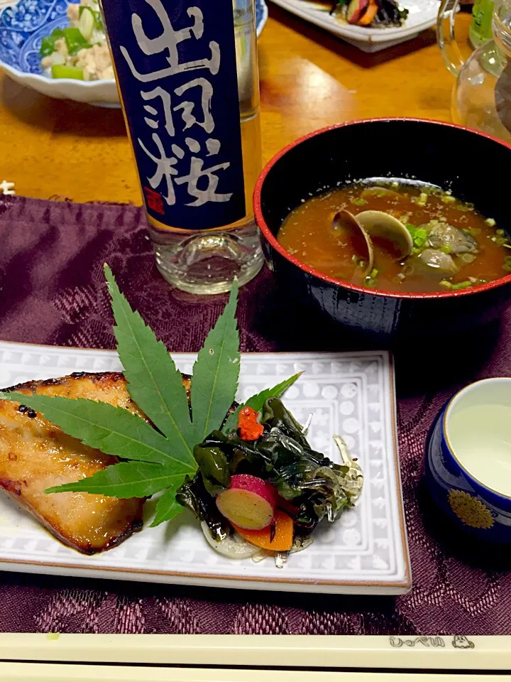 天然ぶりの塩麹漬け焼きと浜名湖アサリ汁|まゆさんさん