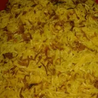 noodles with fried onion topping|shanmathi muthuvelさん