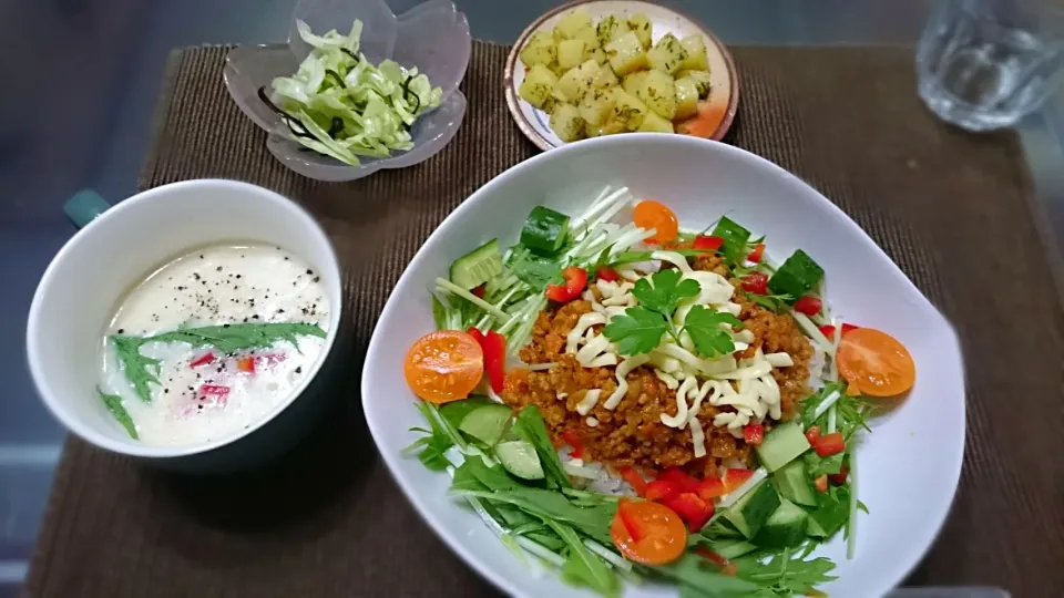 簡単タコライスの晩御飯🌃🍴|らんちゃんさん