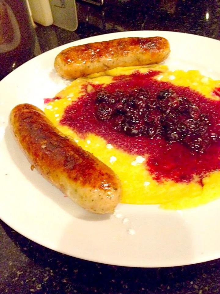 English sausages and pancakes with blueberry sauce|Panuwanさん