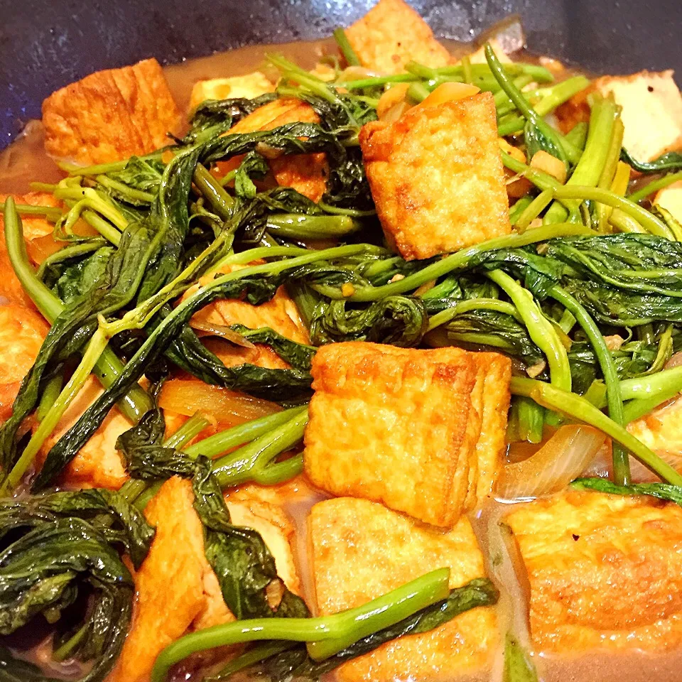 Adobong Kangkong with Tofu ( river spinach )|Laarni Nabongさん