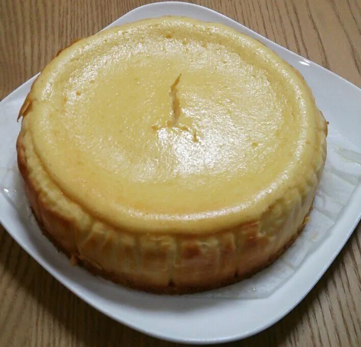 Snapdishの料理写真:『ベイクドチーズケーキ』|seri-chanさん