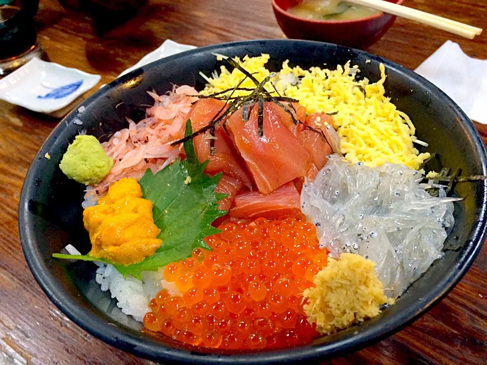 わいわい丼
By丸天|じゃいあんさん