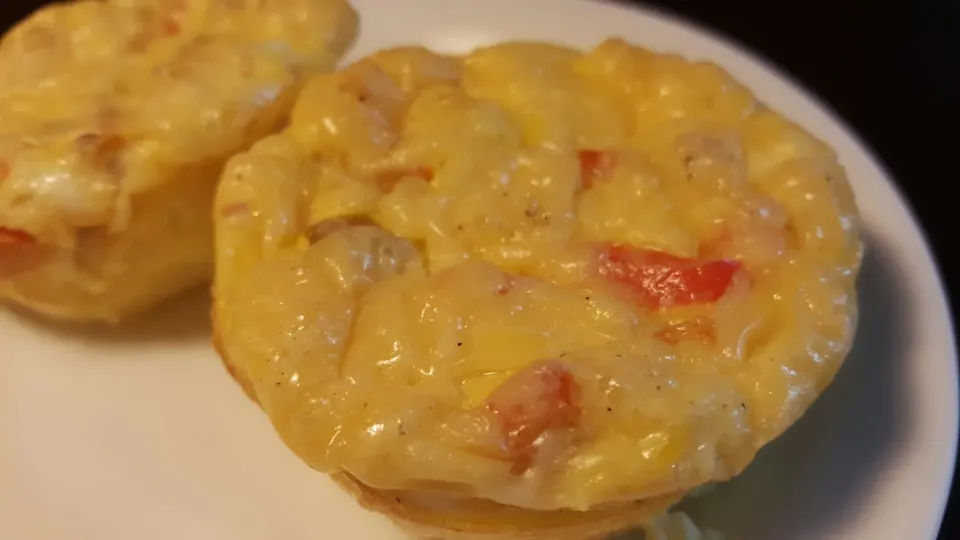 Snapdishの料理写真:Omelette Muffins|Cookeatsimplyさん