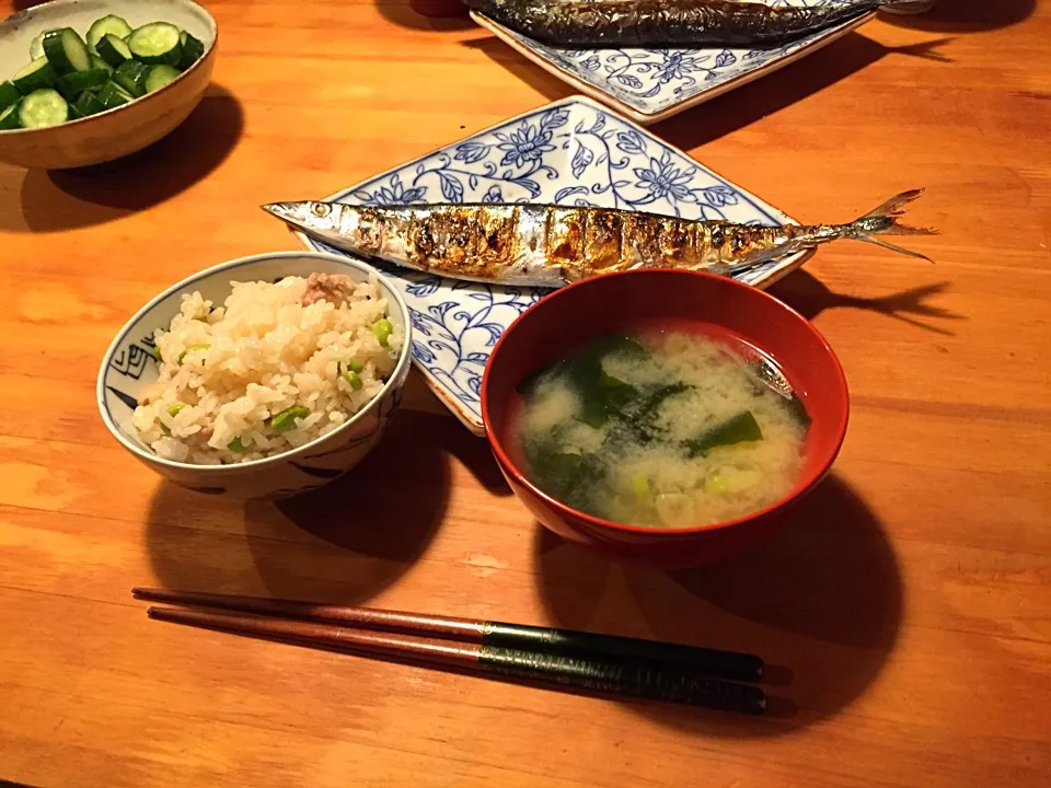 秋刀魚の塩焼きとビールの炊き込みご飯|Taketoshi Satoさん