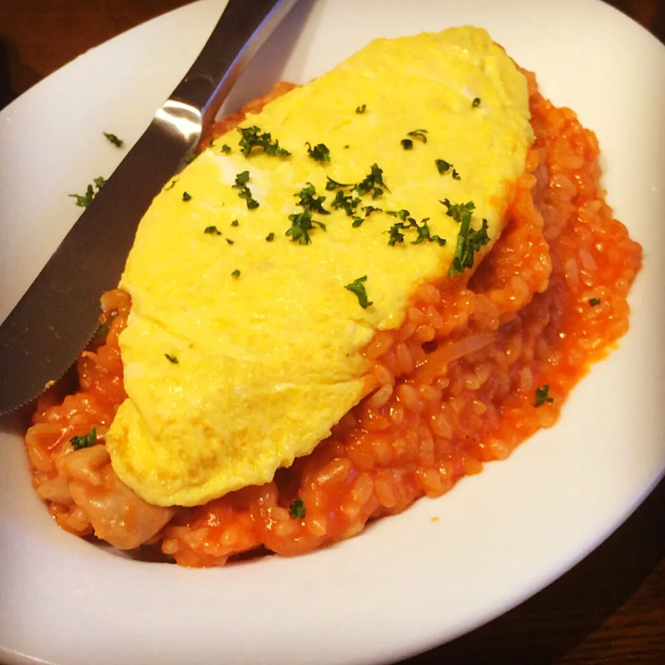 昼間っからガブ飲みシャンパン会😁🍷|leeさん