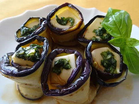 バジルしょうゆのイタリアン焼き茄子【つくフォトキャンペーン対象】|ヤマサ醤油公式アカウントさん