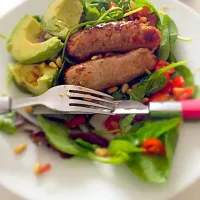 Sausage, pine nut, tomato, avocado salad|Holly Reedさん