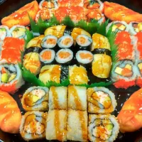 every one loves this dish for sure 😍 #Sushi #yummy @nissailmamukti|Erina Cahyaning Astitiさん