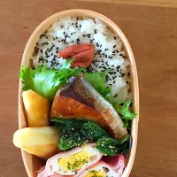 Snapdishの料理写真:旦那弁当♪♪わっぱ君🍀
ぶりの照り焼きべんとー🍱|mchi_michiさん