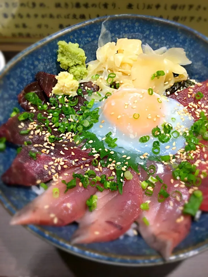 三種（鮪、鰤、鯨）の鉄火丼|coichiさん