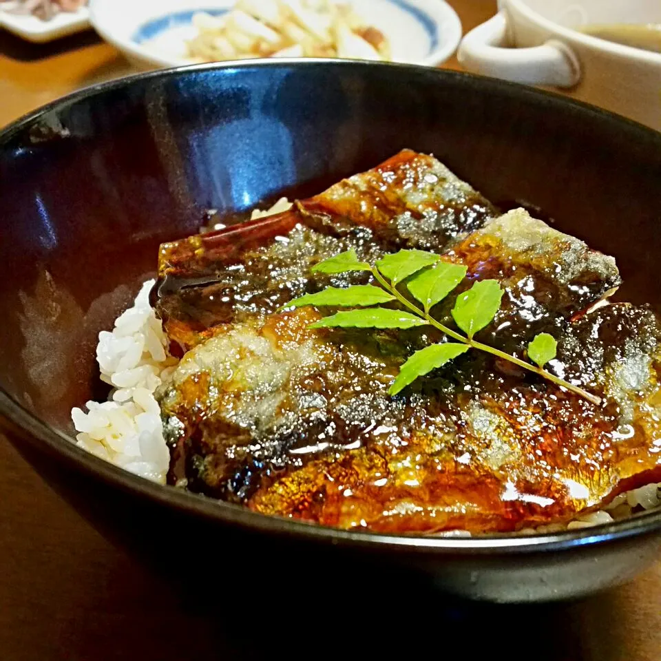 秋刀魚の蒲焼きどんっ❗|ふりるさん