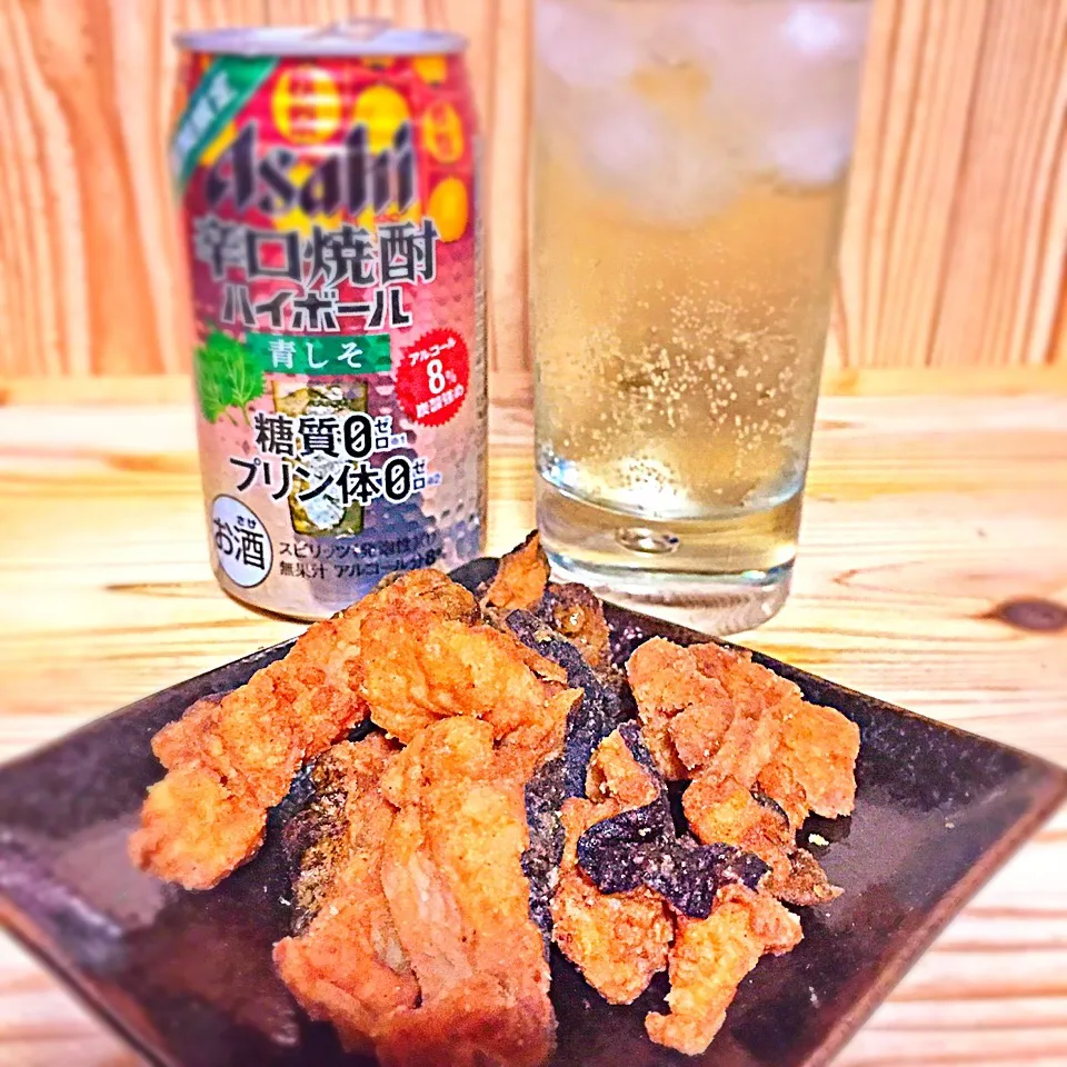 今宵の一酒一肴『辛口焼酎ハイボール青しそ』と『ウツボの唐揚げ』|ち〜おんさん