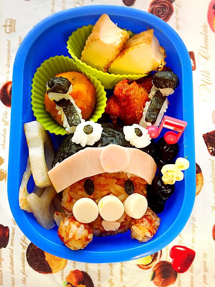 バイキンマン帽子のアンパンマンお弁当☆|makoryuneさん