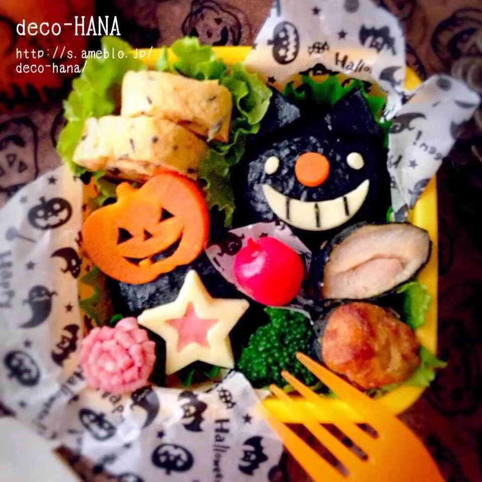 ハロウィン黒猫のおにぎり弁当|さとみ (satomi_foodart)さん