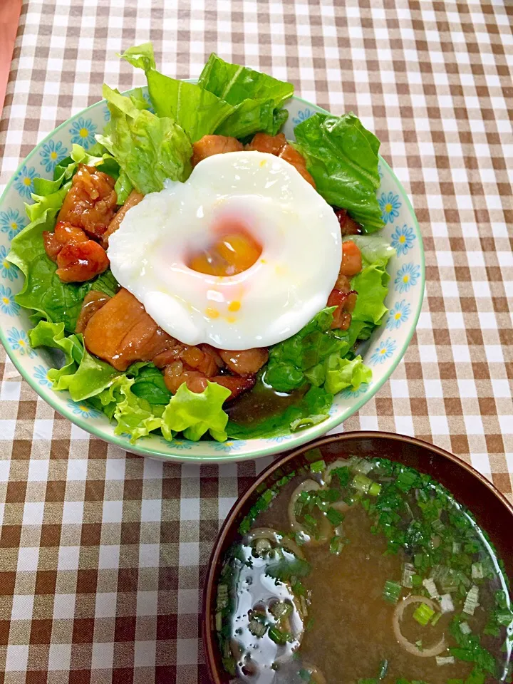 夜勤明けの息子の夜御飯？朝ご飯？
焼き鳥丼(^O^)／|☆光るさん