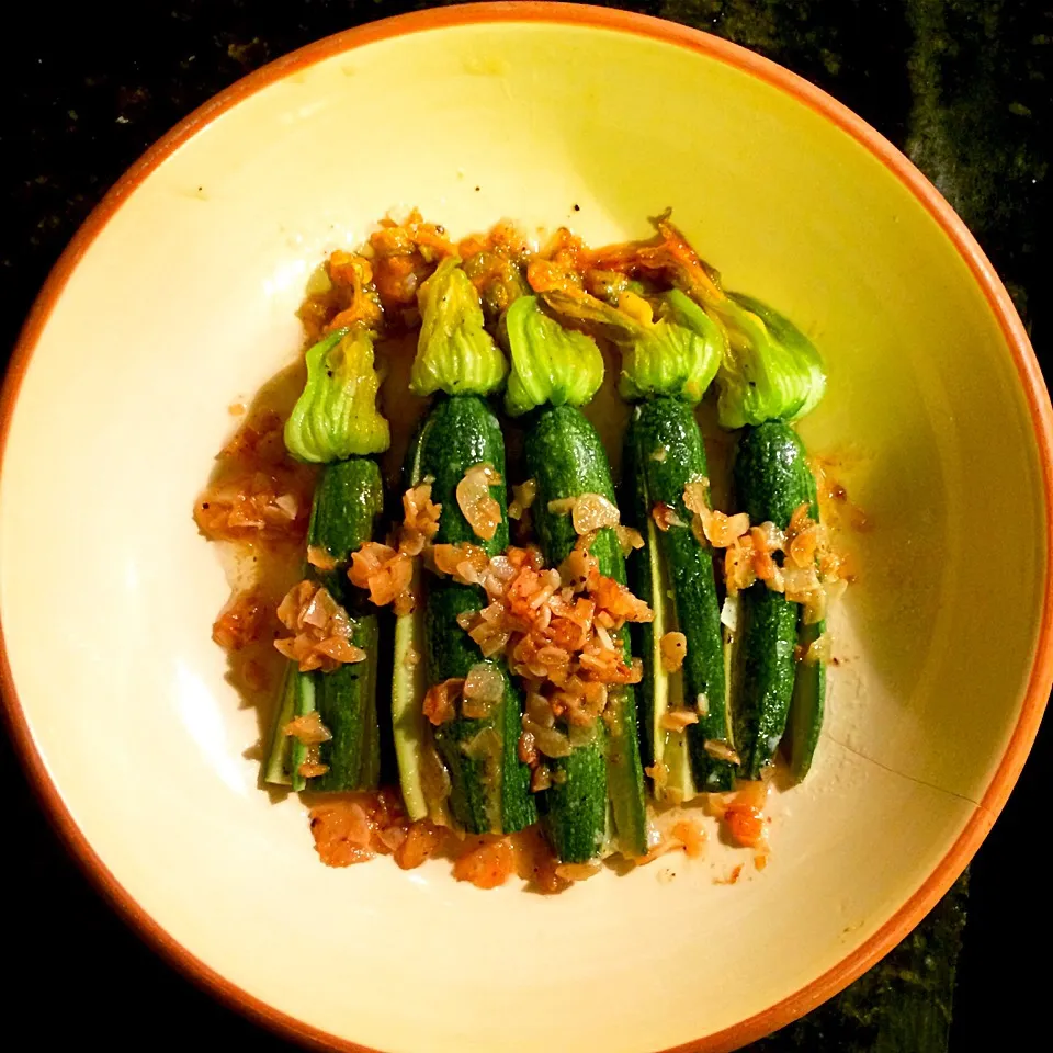 Zucchini, garlic, butter, cider, lemon|andrew franciscoさん