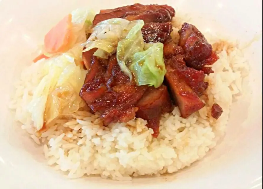 Snapdishの料理写真:今日の主役は叉焼飯(チャーシュー丼)|ふかرさん