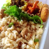 Snapdishの料理写真:旦那弁当 ゴボウピラフ弁当〜|kohinaママさん