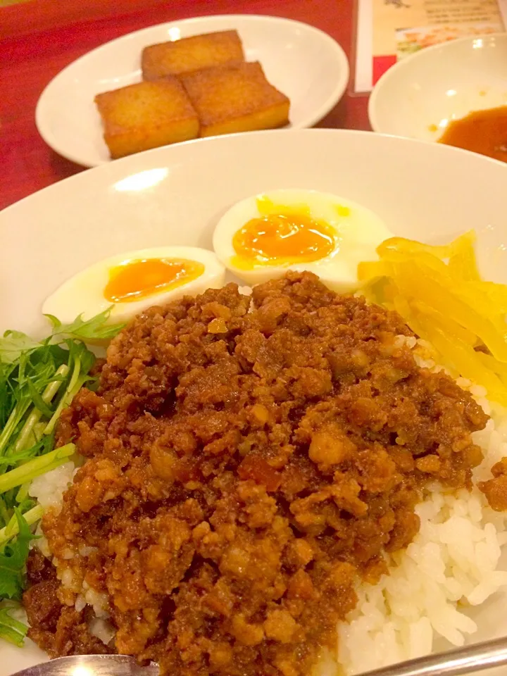 台湾名物 魯肉飯|ともこさん