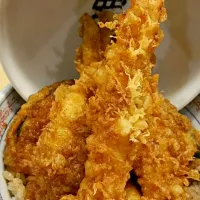 Snapdishの料理写真:高田馬場「えびのや」：海老一本天丼|Mineharu Okazakiさん