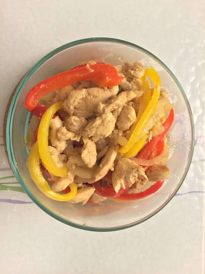 Sweet Pepper and Chicken Fajita Stir-Fry|Anne Willさん