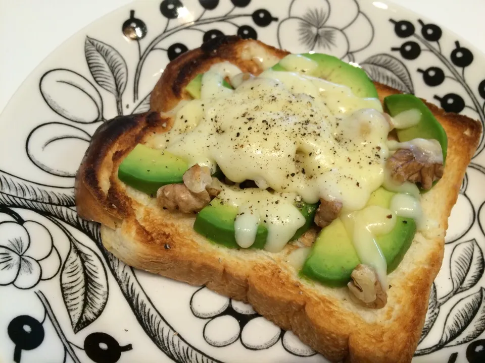 本日のお昼ごパン🍞|gintanさん