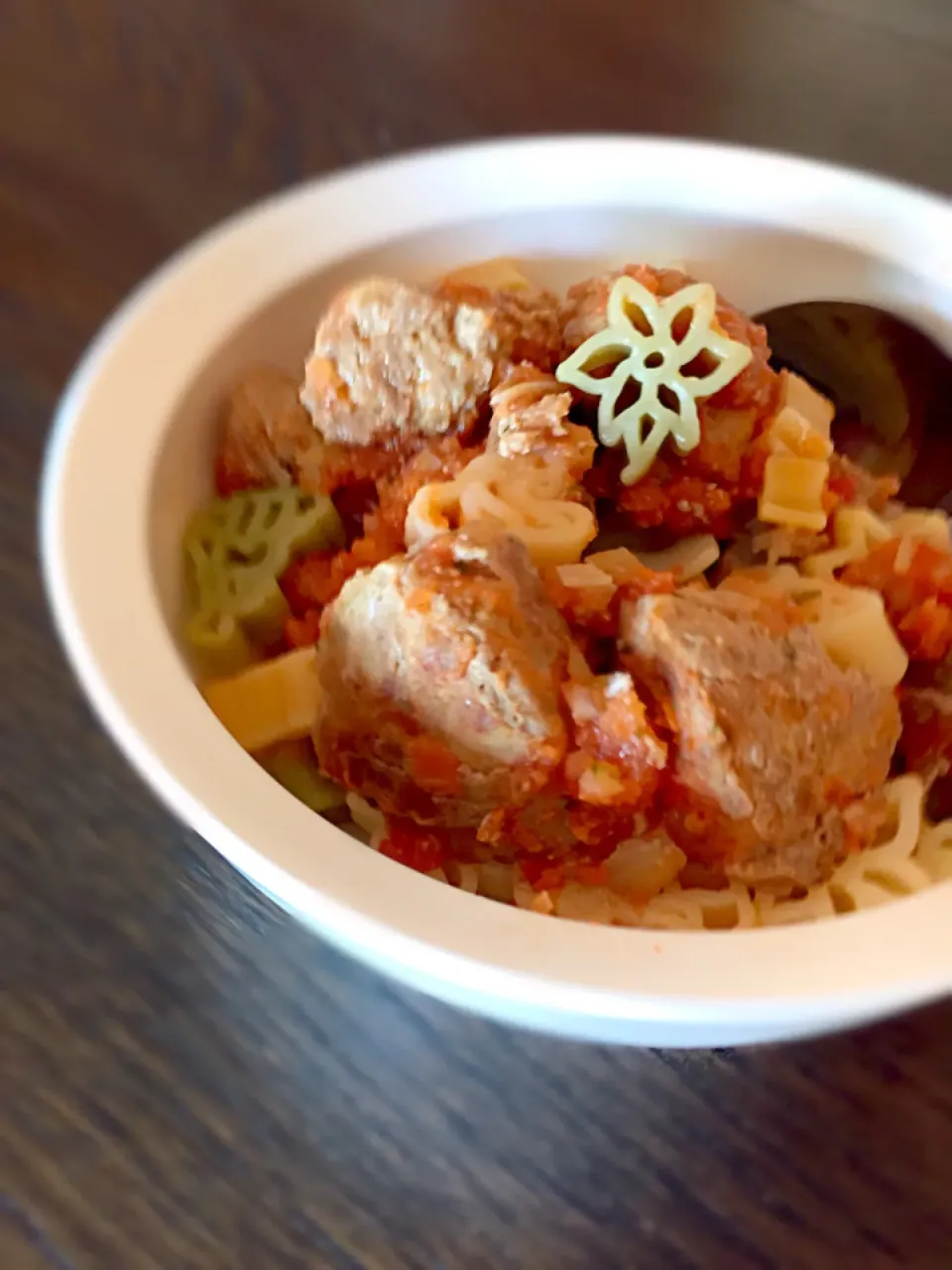 Snapdishの料理写真:Meatball pasta|Diana Nganさん