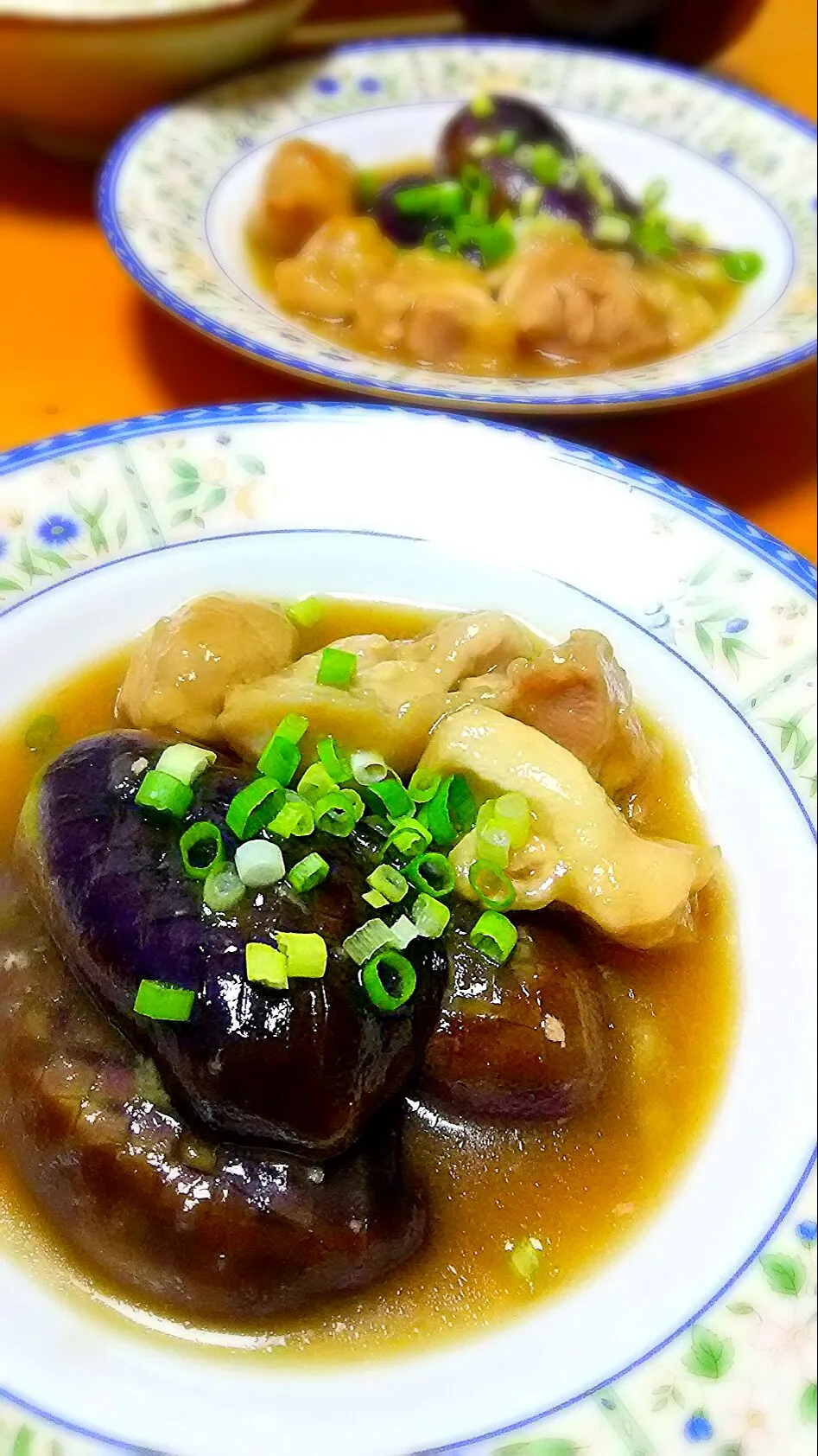 茄子と鶏の焼き煮。餡仕立て。|ちはるさん