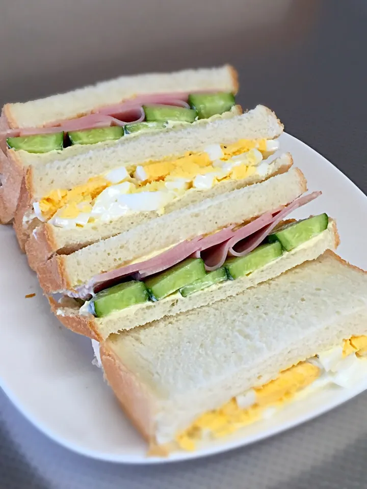 高校生男子（朝食）🍞|じゅごんさん