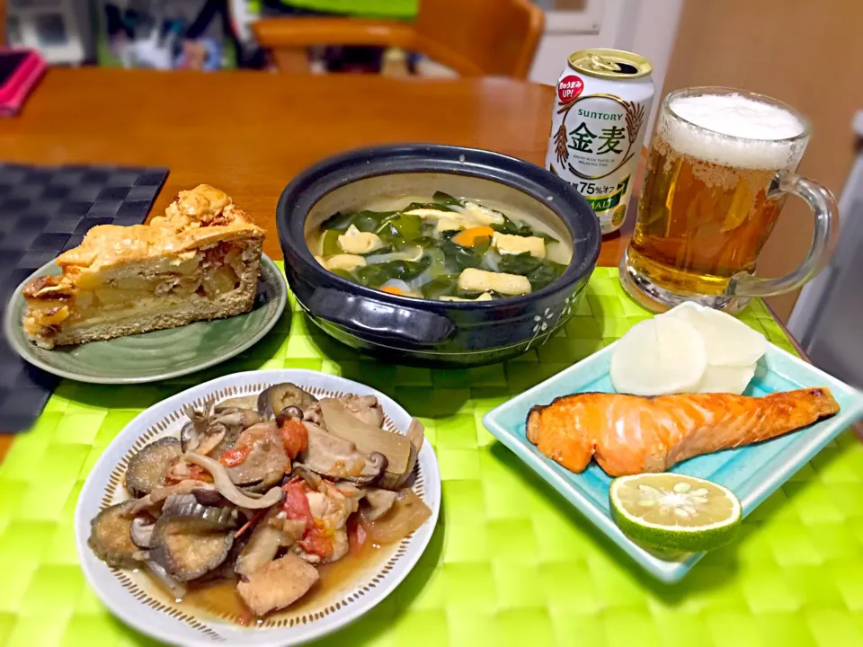 秋の煮物&甘塩鮭🍺|マニラ男さん