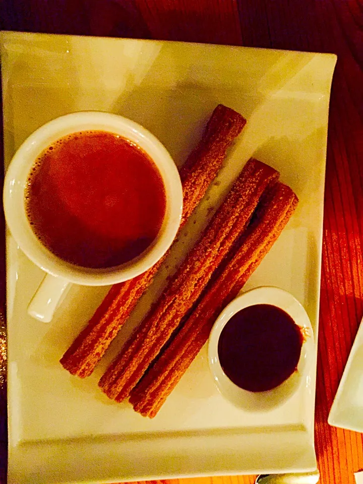 Churros with dulce de Leche and Mexican hot chocolate|patience pecoraroさん