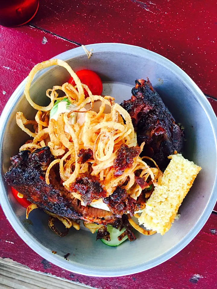 Snapdishの料理写真:Brown Sugar Dry Rub Ribs with a Wedge Salad. Topped with crispy fried onions, and homeade jalapeño ranch dressing. Served with sweet honey cornbread. 12 Bones R|patience pecoraroさん