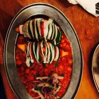 Vegetable Samosas with spicy Chickpeas. Chai Pani Restaurant Asheville, NC|patience pecoraroさん