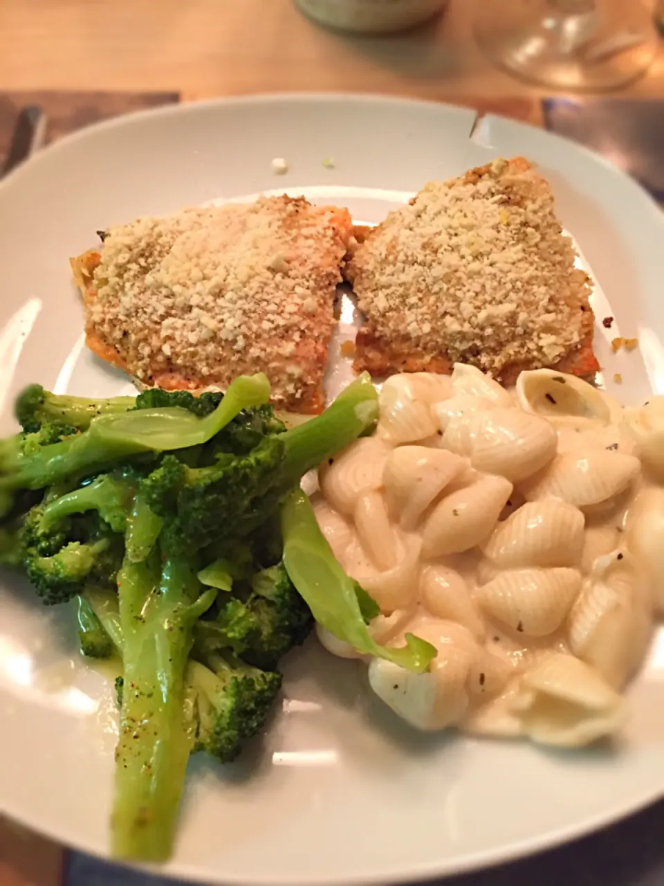 Salmon with Panko bread crumbs.|Maria Schlossbergさん