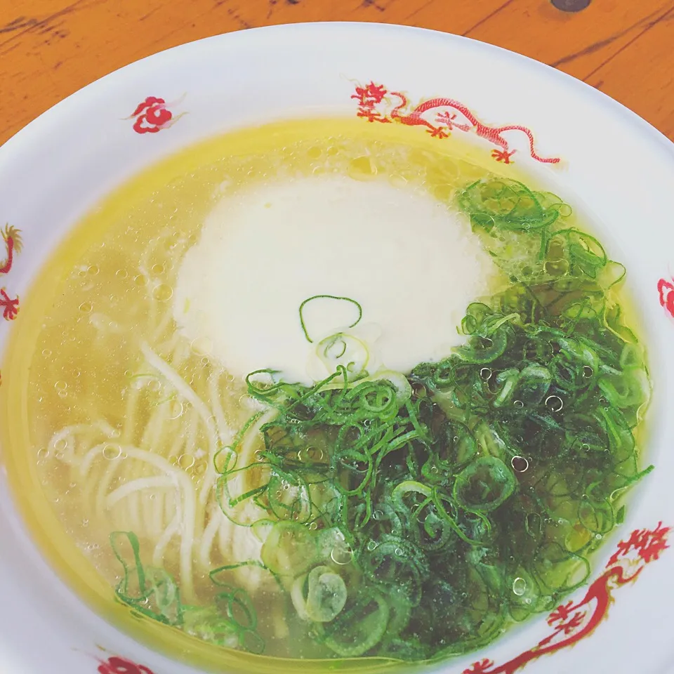 Snapdishの料理写真:ラーメンフロマージュ🍜懲りずにフードフェス💛ラーメンつけ麺対決中|カナ☆デップさん