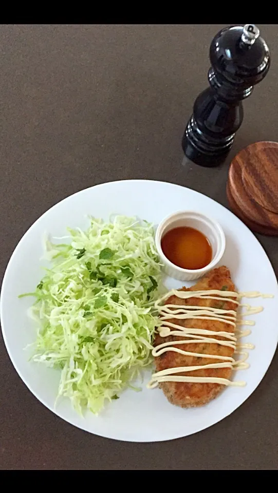 Chicken with Cabbage Salad|Stella Jaksさん