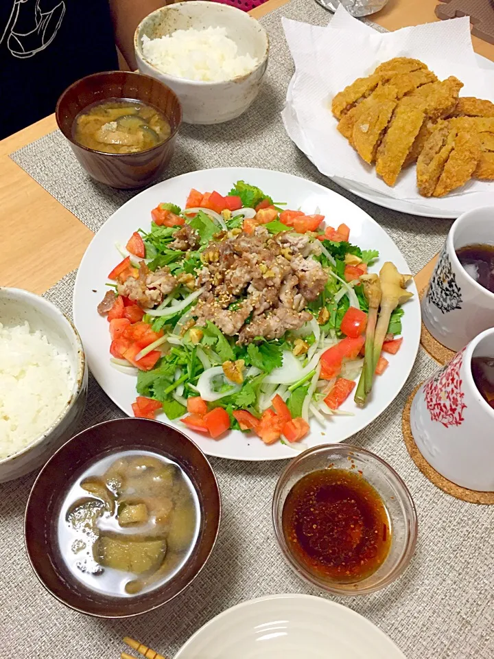 メンチカツ&豚肉のタイ風サラダ|さっちさん