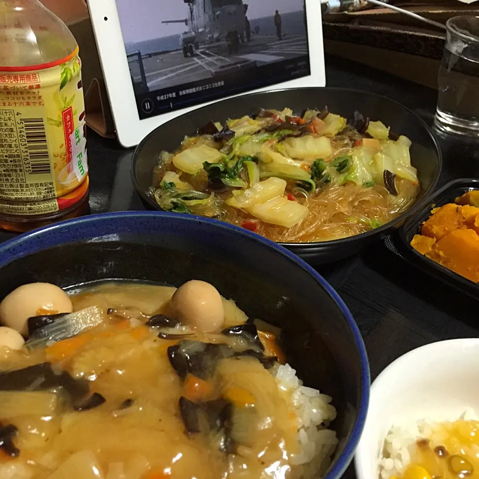 今日の晩ご飯は、中華丼、麻婆春雨、お惣菜のかぼちゃ煮。|ゆえさん