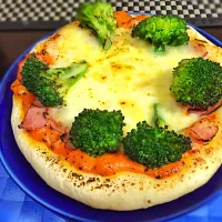 Snapdishの料理写真:pizza  フライパンとガスバーナーで|じゅんさん