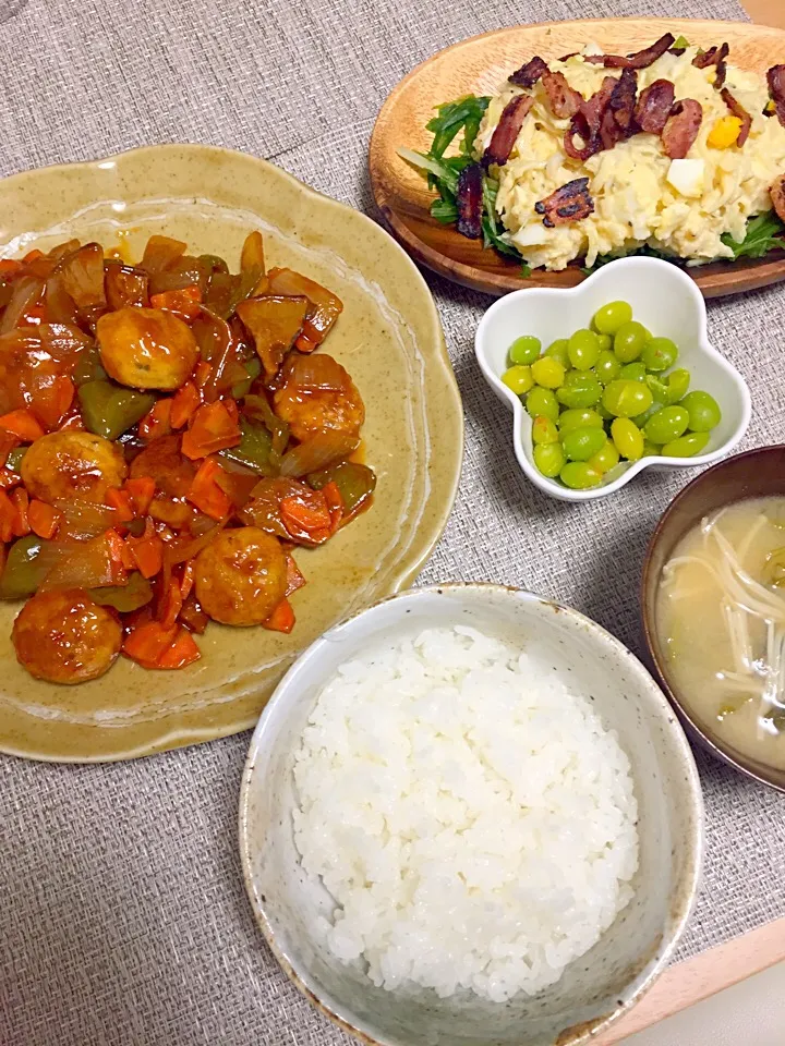 肉団子甘酢炒め&カリカリベーコンポテトサラダ|さっちさん